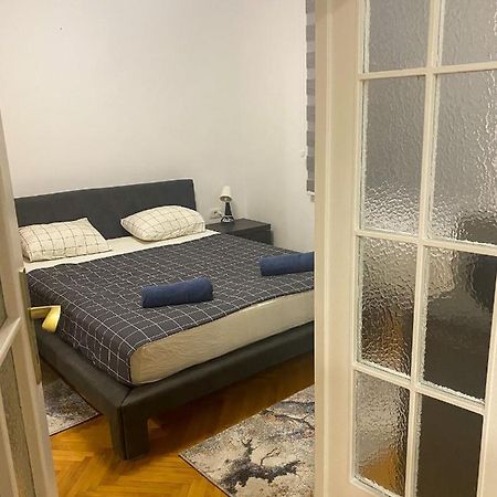 Lord'S Apartment Belgrad Zewnętrze zdjęcie