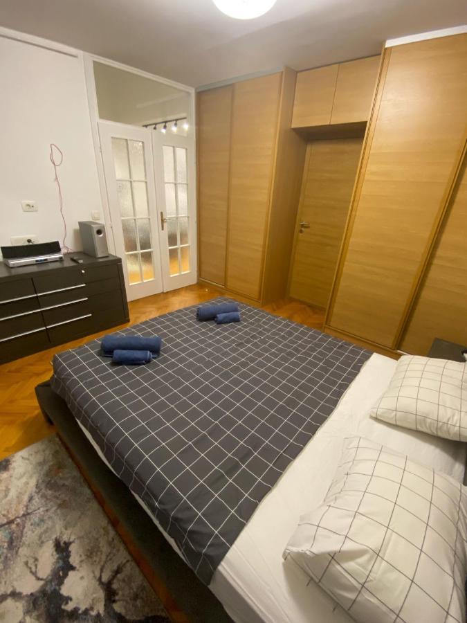 Lord'S Apartment Belgrad Zewnętrze zdjęcie