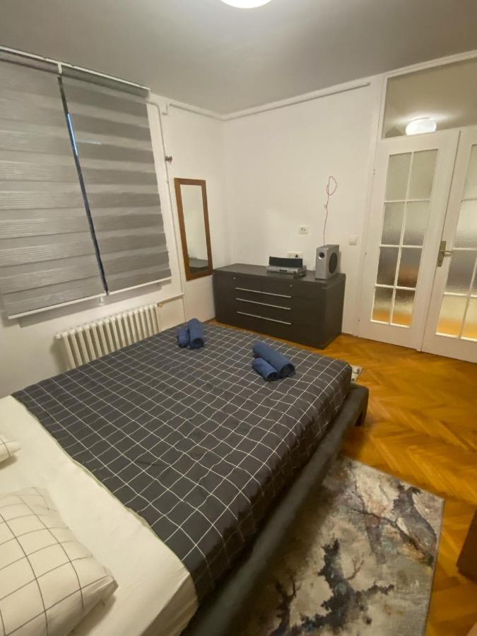 Lord'S Apartment Belgrad Zewnętrze zdjęcie