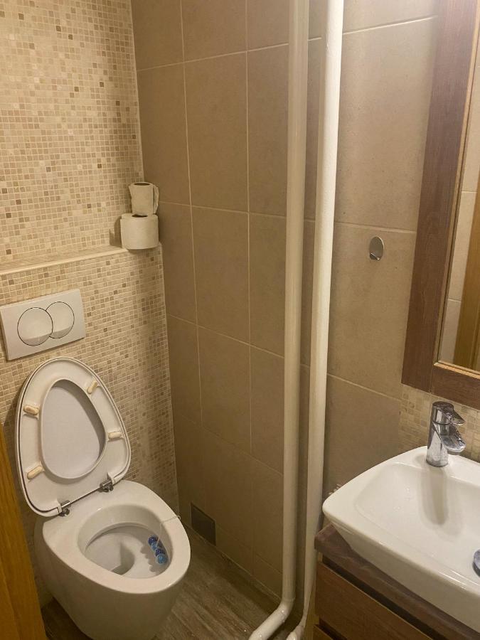 Lord'S Apartment Belgrad Zewnętrze zdjęcie